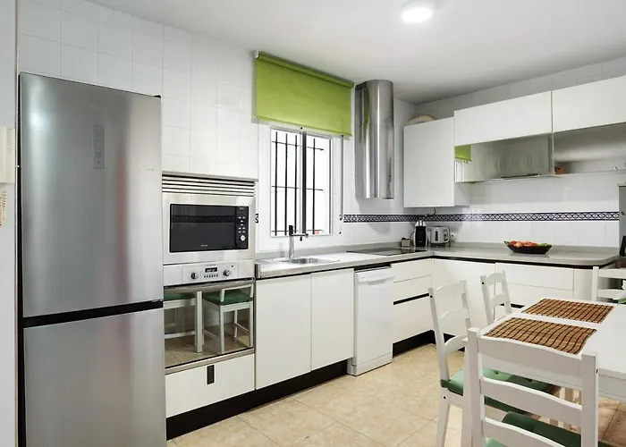 Adosado Conil Centro - Familias Apartamento *