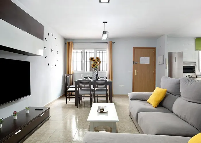 Adosado Conil Centro - Familias 科尼尔-德拉弗龙特拉